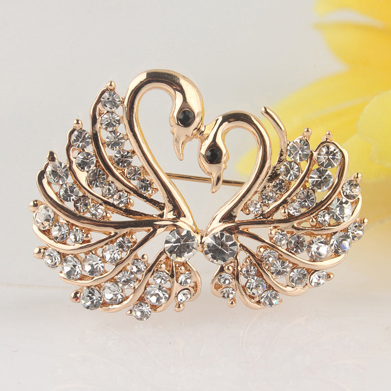 Trendy New Women's Gold Color Clear/Champagne/Pink Swan Austrian Crystal Brooch Pin Fancy Delicate Brooch