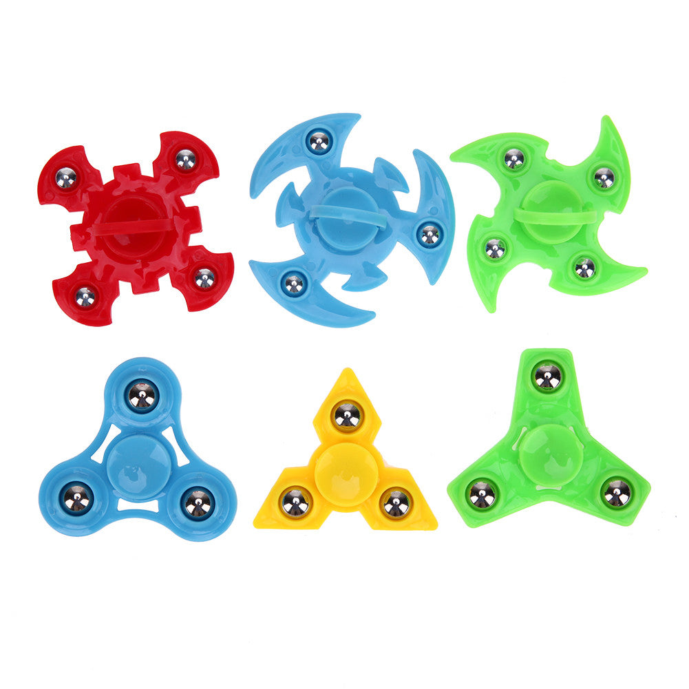 Random Delivery!Plastic Fidget Spinner Hand Spinner Fingertips Gyro Spinner Anti-Stress Decompression EDC Cube Toys for Children