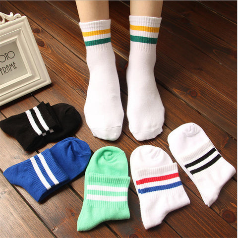 The Classic 6 Color  Women Cotton stripe Socks New Fashion Female Sock Retro Sock Wholesale