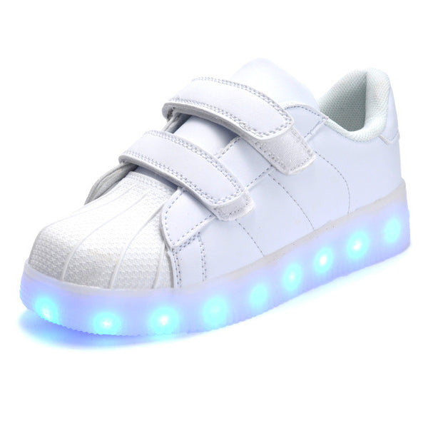 2017 Hot New Spring autumn Kids Sneakers Fashion Luminous Lighted Colorful LED lights Children Shoes Casual Flat Boy girl Shoes