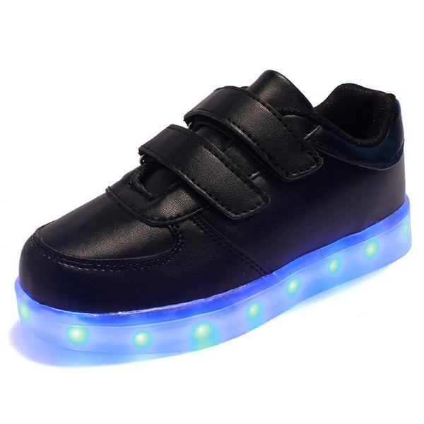 2017 Hot New Spring autumn Kids Sneakers Fashion Luminous Lighted Colorful LED lights Children Shoes Casual Flat Boy girl Shoes