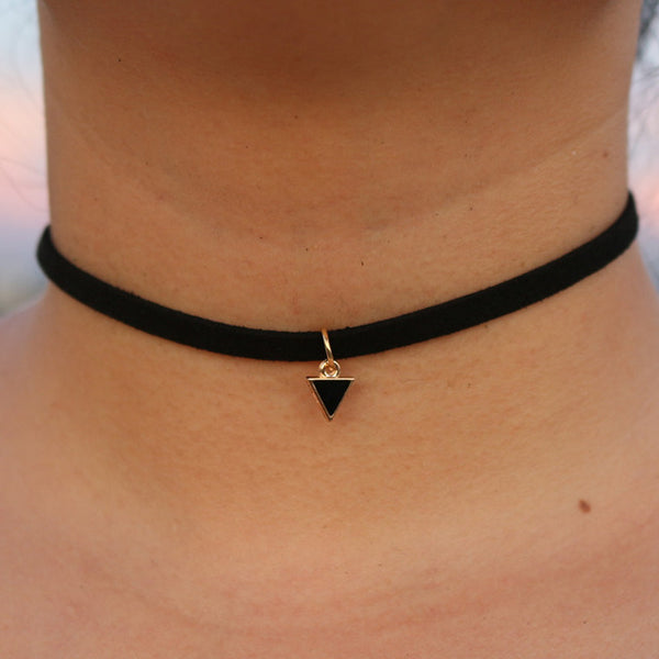 Gothic Lolita Punk Triangle Choker Necklace Black Velvet Steampunk Tattoo Necklaces Torques Jewellery Clavicle Colar Bijoux HOT