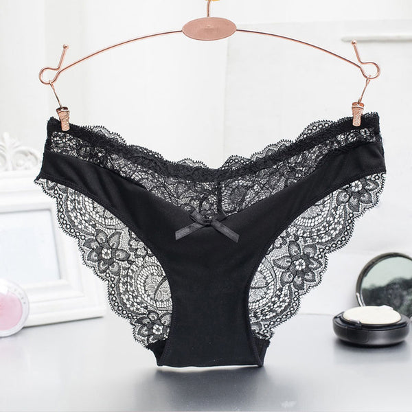 Europe and America size women sexy lace panties seamless cotton breathable panty Hollow briefs Plus Size girl sexy  underwear