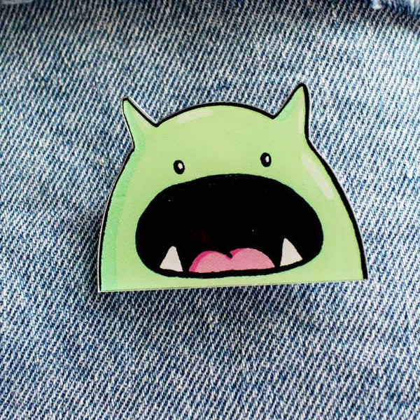 2016 New Acrylic Brooches Pins Figure Simpson Fruit cartoon jewelry cute dog cat Broche shirt enamel pin