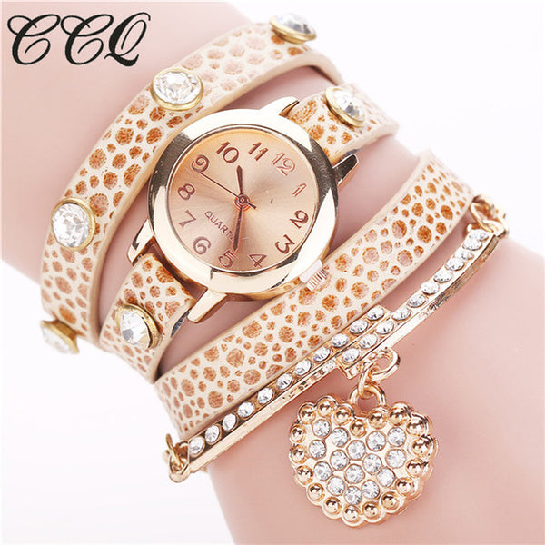 CCQ Fashion Heart Pendant Watch Casual Women Bracelet Watches Quartz Watch Relogio Feminino 713