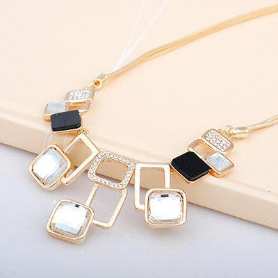 New high end fashion crystal necklace jewelry Classic Vintage geometric Pendant Necklaces for woman