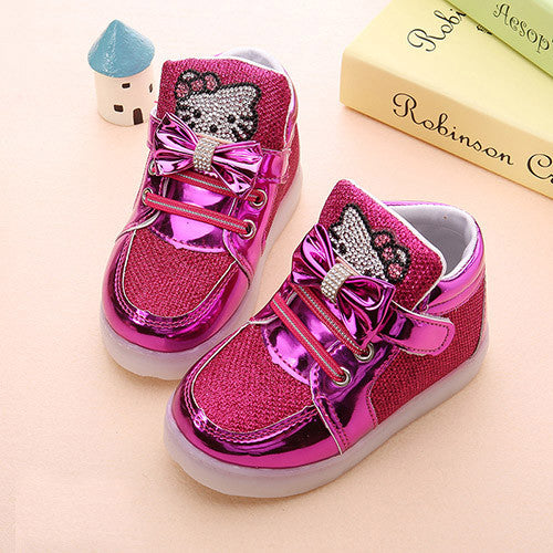 Fashion LED Girls Shoes Baby Shoes Kids Light Up Glowing Sneakers Little Girl Princess Children Shoes Christmas Girl Boots