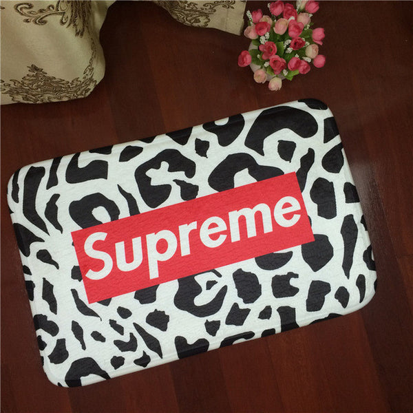 NEW!Supreme Letters To Camouflage Flannel Carpet Pad Brand Kitchen Toilet Mat Rug Mat Water Doorway Door Mat Free Shipping