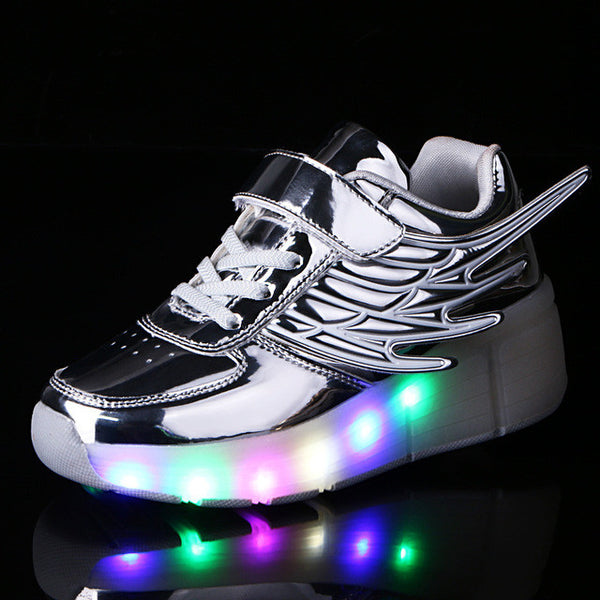 2016 New Children's Fashion Light Shoes with Wheel  Boys and Girls Luminous Shoes with Singer Pulley  Kids Fun LED Glide Shoes