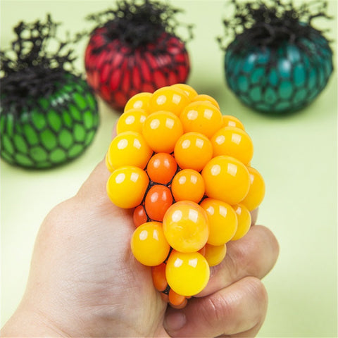 2017 Ramdom Funny Toys 5CM Antistress Face Reliever Grape Ball Autism Mood Squeeze Relief Healthy Toys Funny Geek Gadget