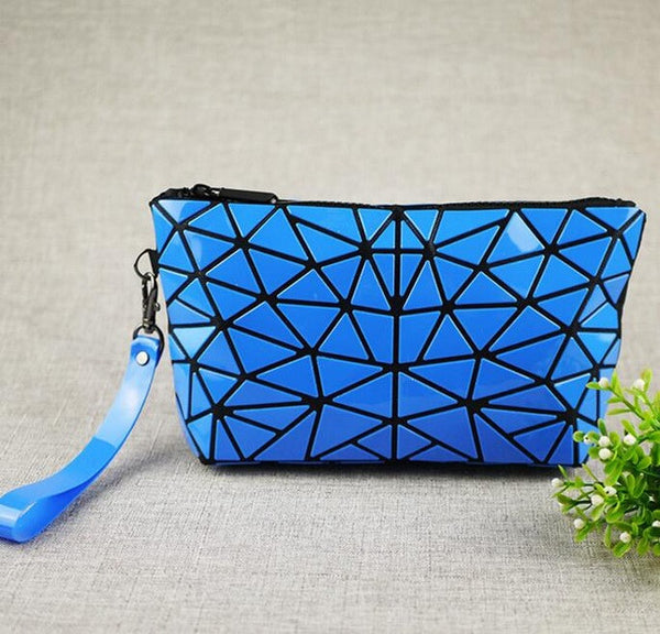 2017 New Japan Baobao Clutch Handbags Messenger Bag Bao Women Make Up Laser Sac Bags Geometry Envelope Clutch Phone Small Bag