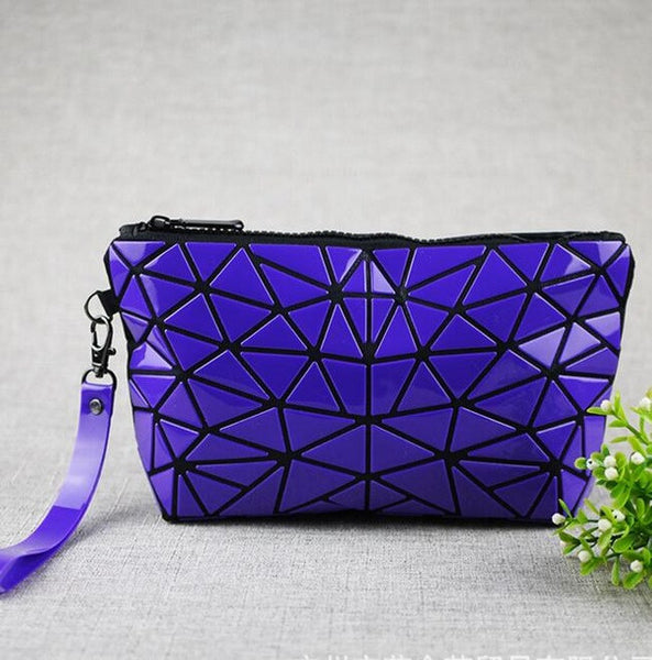 2017 New Japan Baobao Clutch Handbags Messenger Bag Bao Women Make Up Laser Sac Bags Geometry Envelope Clutch Phone Small Bag