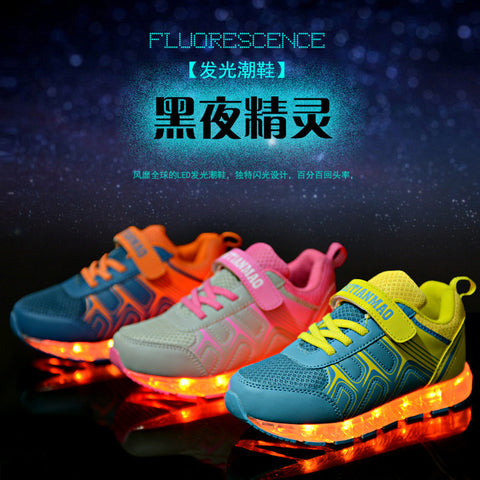2017 New Children's Shoes Girls Casual Shoes USB Charging Spring Luminous Sneakers LED Glowing Boys Sports Shoes Kids Outdoor