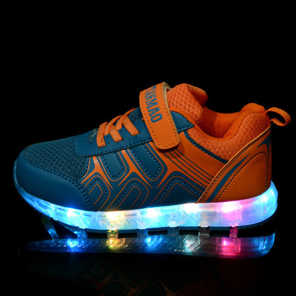 2017 New Children's Shoes Girls Casual Shoes USB Charging Spring Luminous Sneakers LED Glowing Boys Sports Shoes Kids Outdoor
