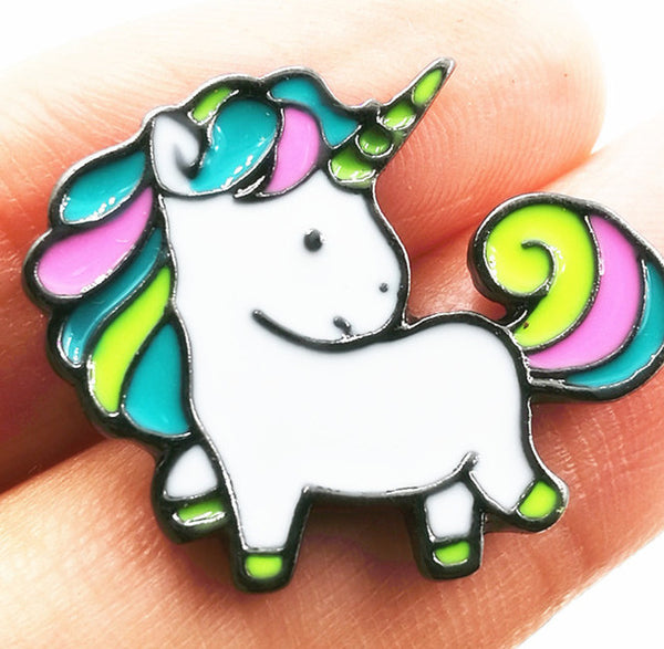 Timlee X147 Cartoon Cute Rainbow Horse Unicorn Design Metal Brooch Pins Wholesale