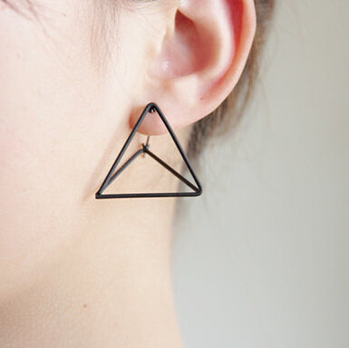Timlee E116  Free shipping Punk Style Triangle Studs Earrings  wholesale