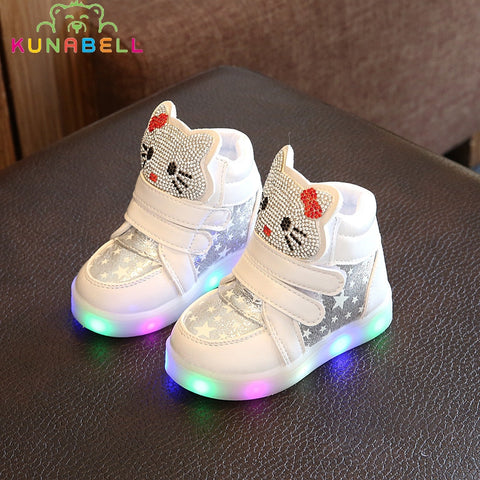 Kids Casual Lighted Shoes Girls Glowing Sneakers Children Hello Kitty Shoes With Led Light Baby Girl Lovely Boots C218