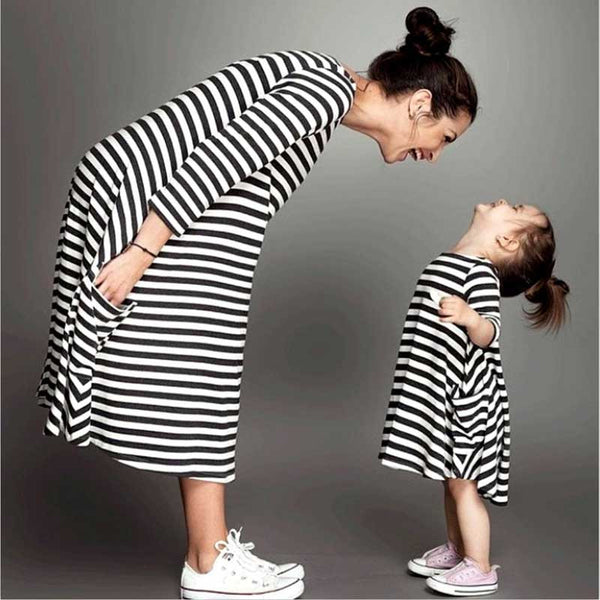 2017 family matching mother daughter dresses clothes striped mom and daughter dress kids parent child outfits