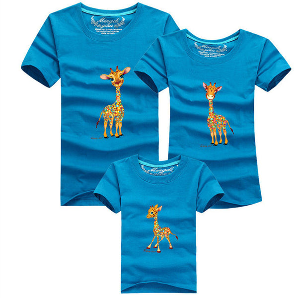 1pcs Fashion Family Look Cartoon giraffe Printed T Shirts 8 Colors Summer Family Clothes Family Matching Outfits Cartoon T-shirt