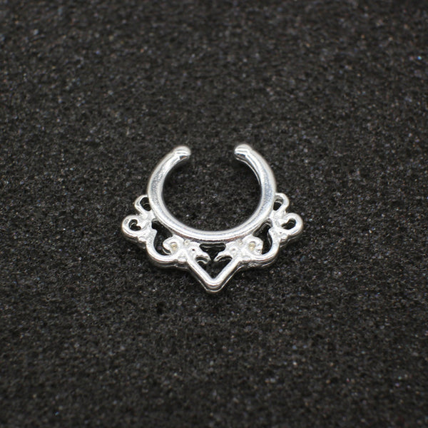 High quality metal fake nose ring Medical titanium jewelry clicker faux septum Piercing clip non Body Hoop For Women wholesale