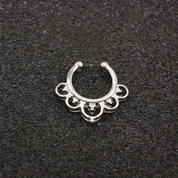High quality metal fake nose ring Medical titanium jewelry clicker faux septum Piercing clip non Body Hoop For Women wholesale