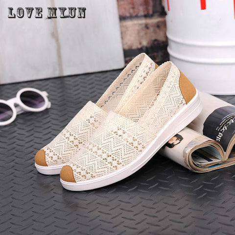 2017 Summer Flat Shoes Woman Comortable Casual Flats Outdoor Women's Shoes Leisure Hollow Breathable Women Shoes Size 35-41