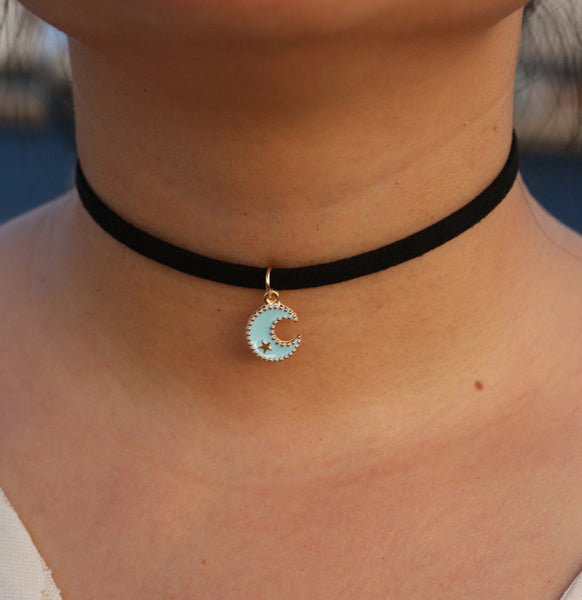 New Leather Velvet Short Gothic Heart Star Moon Flag Triangle Necklace Tattoo Collares For Women Jewelry Cheap Clavicle Choker