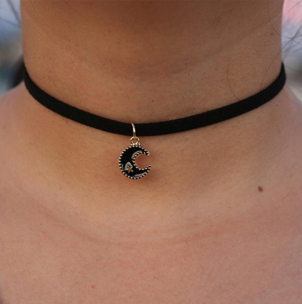 New Leather Velvet Short Gothic Heart Star Moon Flag Triangle Necklace Tattoo Collares For Women Jewelry Cheap Clavicle Choker