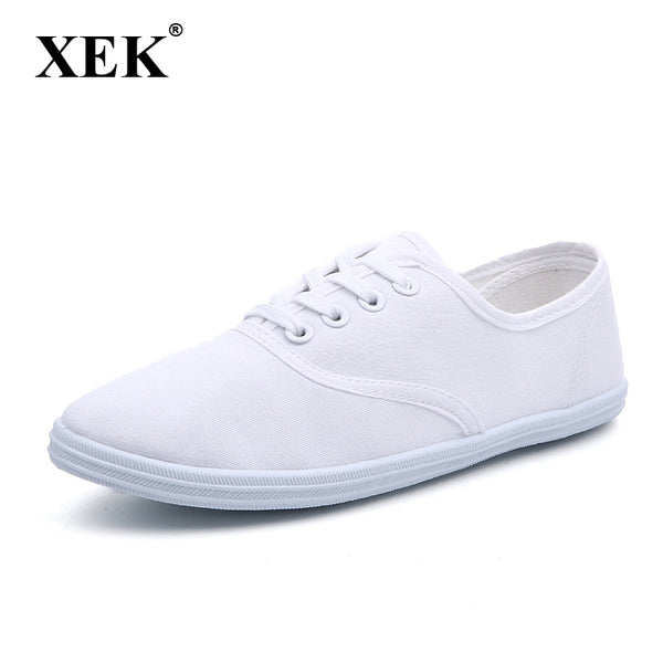 New 2017 women canvas shoes breathable fashion brand women flat shoes woman white shoes plus size 35-42