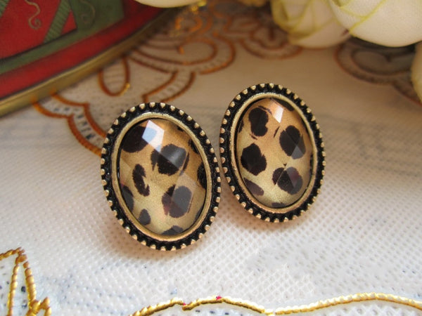 E301 2017 New Fashion Retro fashion Lady European Style Round Crystal Stud Earring Wholesale Cheap  New Fashion,Free shipping