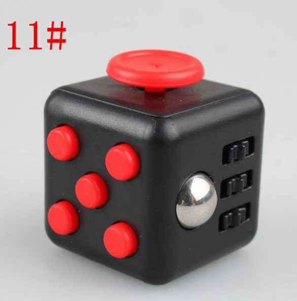 Squeeze Fun Stress Reliever Gifts Fidget Cube Relieves Anxiety and Stress Juguet For Adults Children Fidgetcube Desk Spin Toys