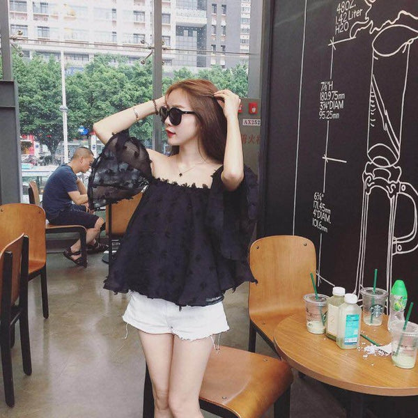 Sexy Off Shoulder Blouses Women 2017 New Puff Sleeve 3D Floral Tops Grisl Ruffles Blouse Shirt Streetwear Elegant Beach Blusas