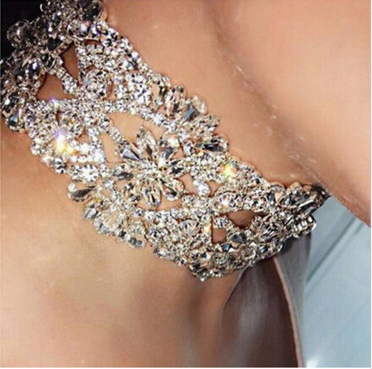 New Fashion Women 2017 Chocker Constraints Rhinestone Crystal Personality Neck Long  Chain Pendant Choker Necklaces Jewelry