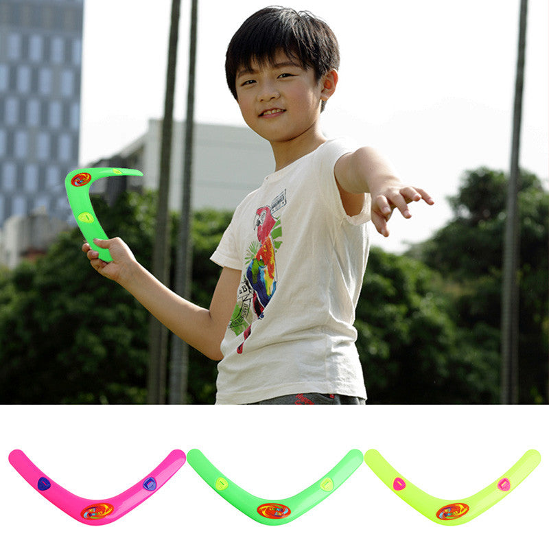2017 Triangle V Shaped Boomerang Frisbee Kids Plastic Toy Throw Catch Outdoor Game apr24_40