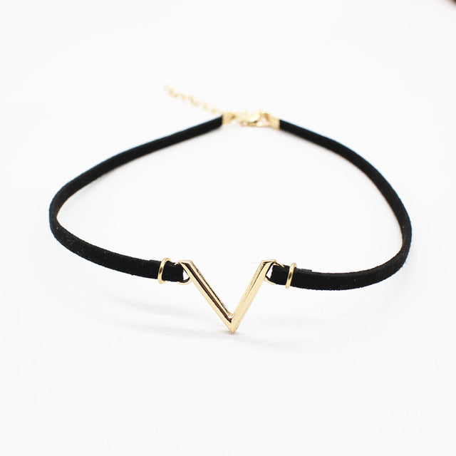 Fashion collar collier V Word shape letter Clavicle Choker Necklaces velvet strip femme statement jewelry for Women ras du cou