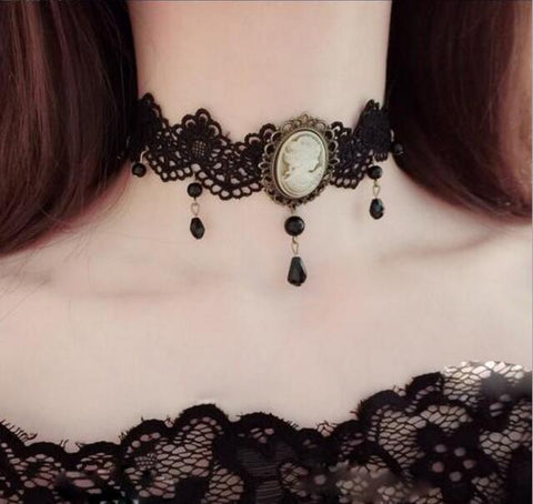 Womens Gothic Alloy Victorian Lady Head Black & White Cameo Bead Drop Pendant Ribbon Choker Chunky Necklace Collar Vintage Retro