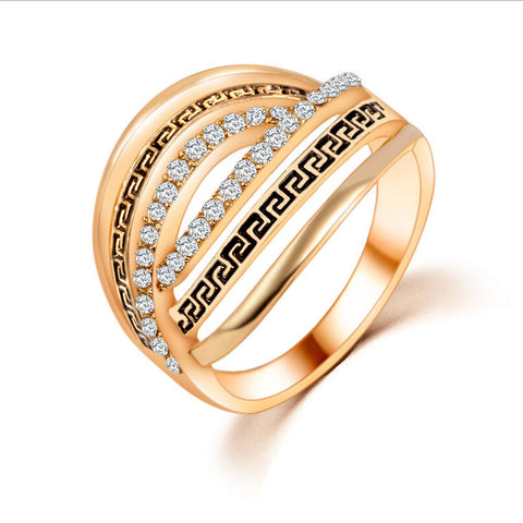 Hot New Charm Retro Personalized Gold color Rings For Women Crystal Hollow Wedding Rings Geometric