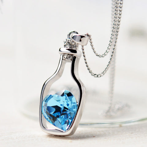 2017 Crystal Heart Pendant Necklace Women Jewelry Hollow Bottle Necklaces Charms Gift Girl Personality Chain Choker Vintage
