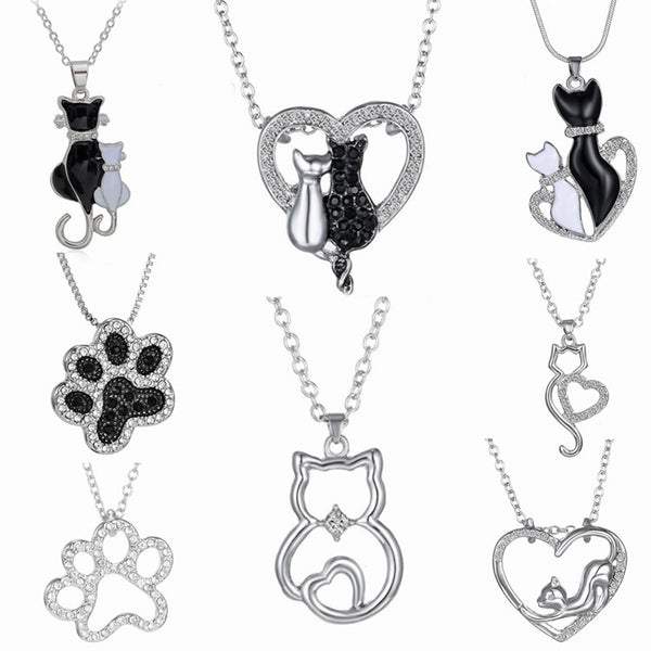 New Lovely Cat Paw Black White 2 cat On Heart Crystal Pendant Necklace For Women Girl Best Friend Gift Small Cat Jewelry