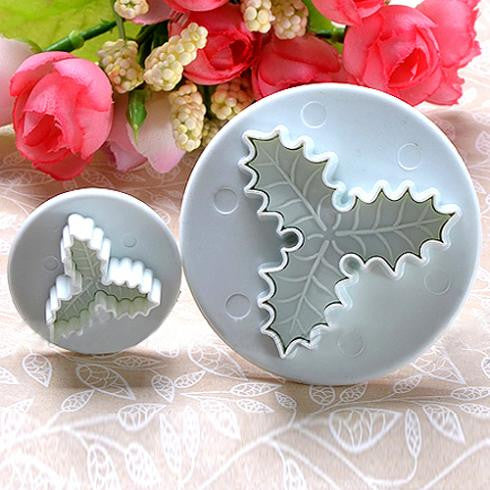 Christmas Kitchen Tools 2Pcs/Set Holly Leaf Cake Cookie Sugarcraft Fondant Decorating Plunger Cutters Mould Bakeware Tools